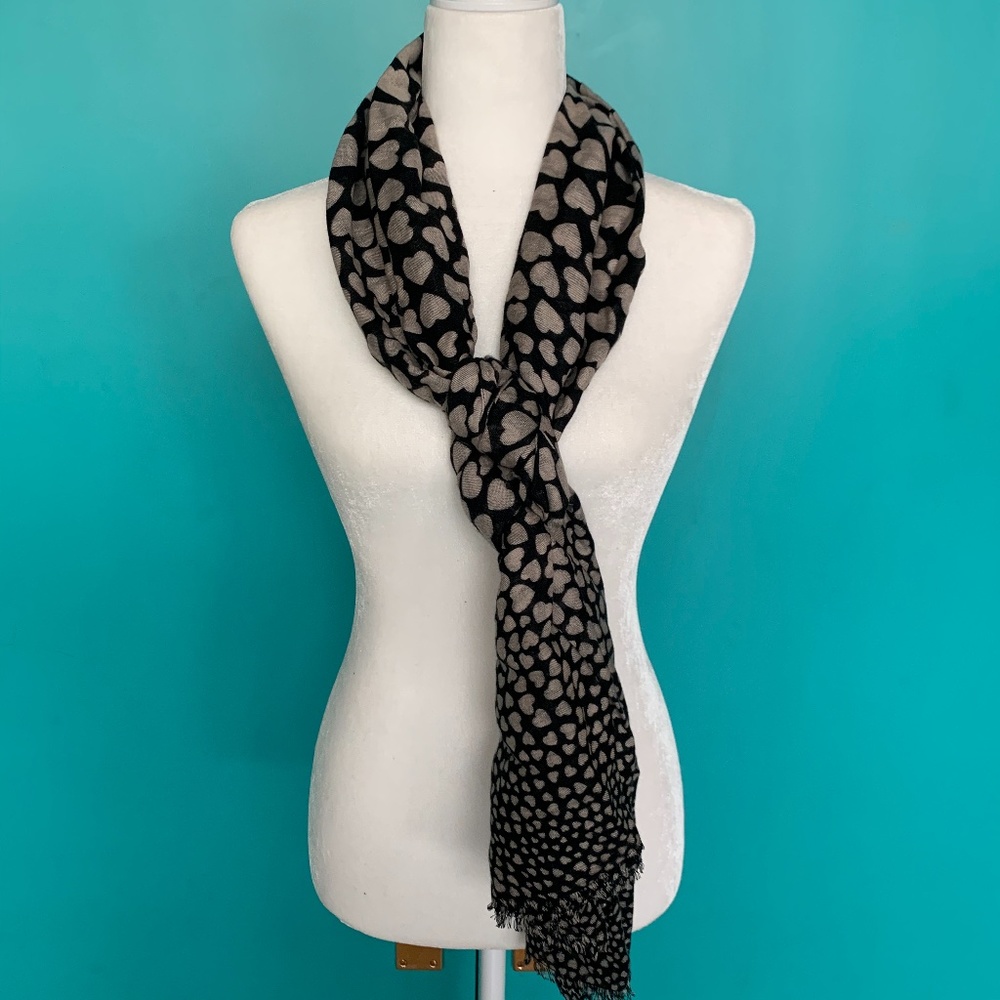 Anthropologie Black/White Heart Scarf